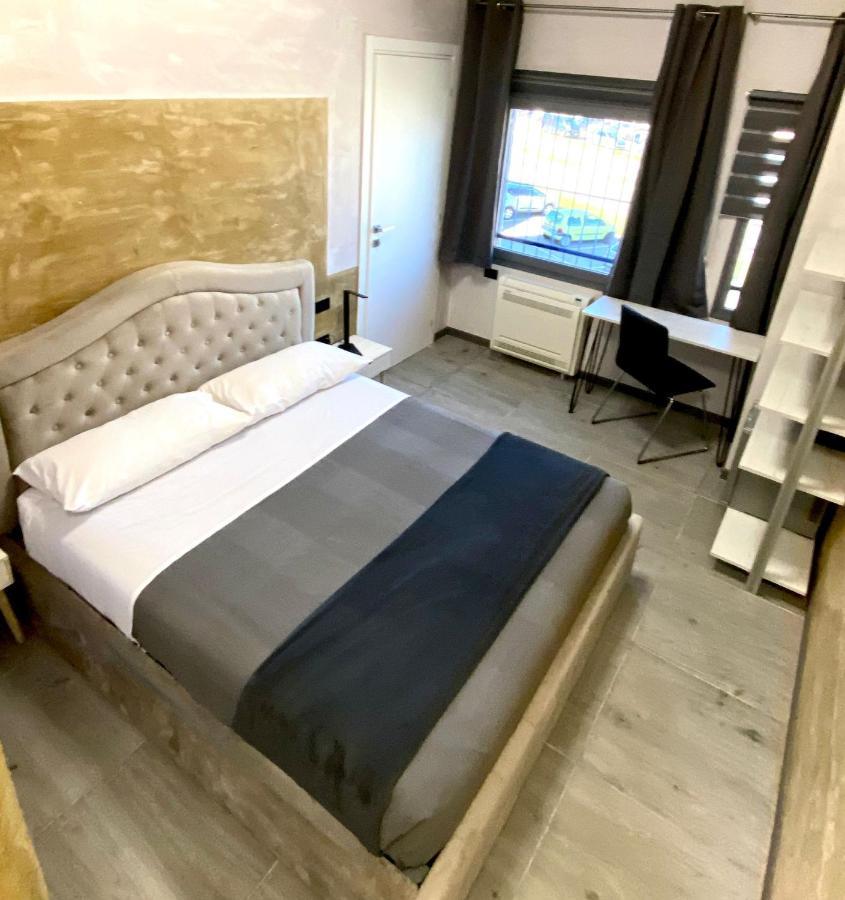 Hotel Tech Brembate Esterno foto